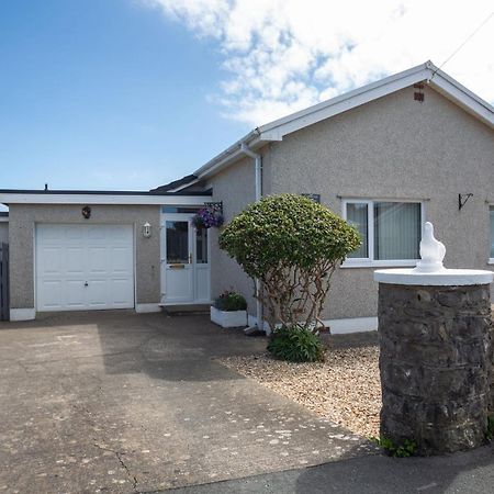 Cororion Cottage Benllech Exterior photo