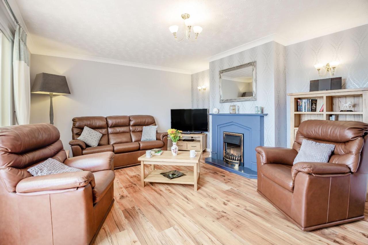 Cororion Cottage Benllech Exterior photo