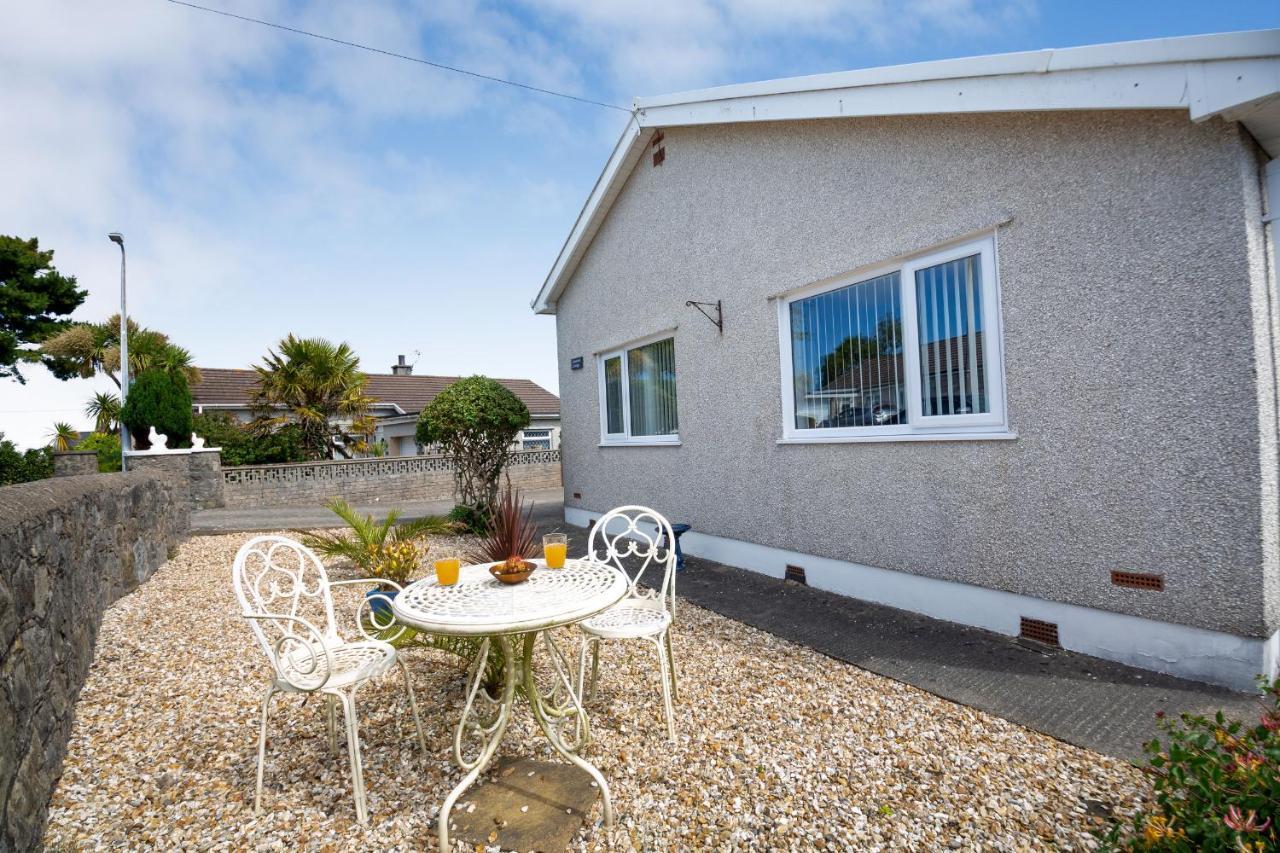 Cororion Cottage Benllech Exterior photo