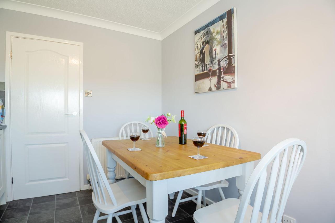 Cororion Cottage Benllech Exterior photo