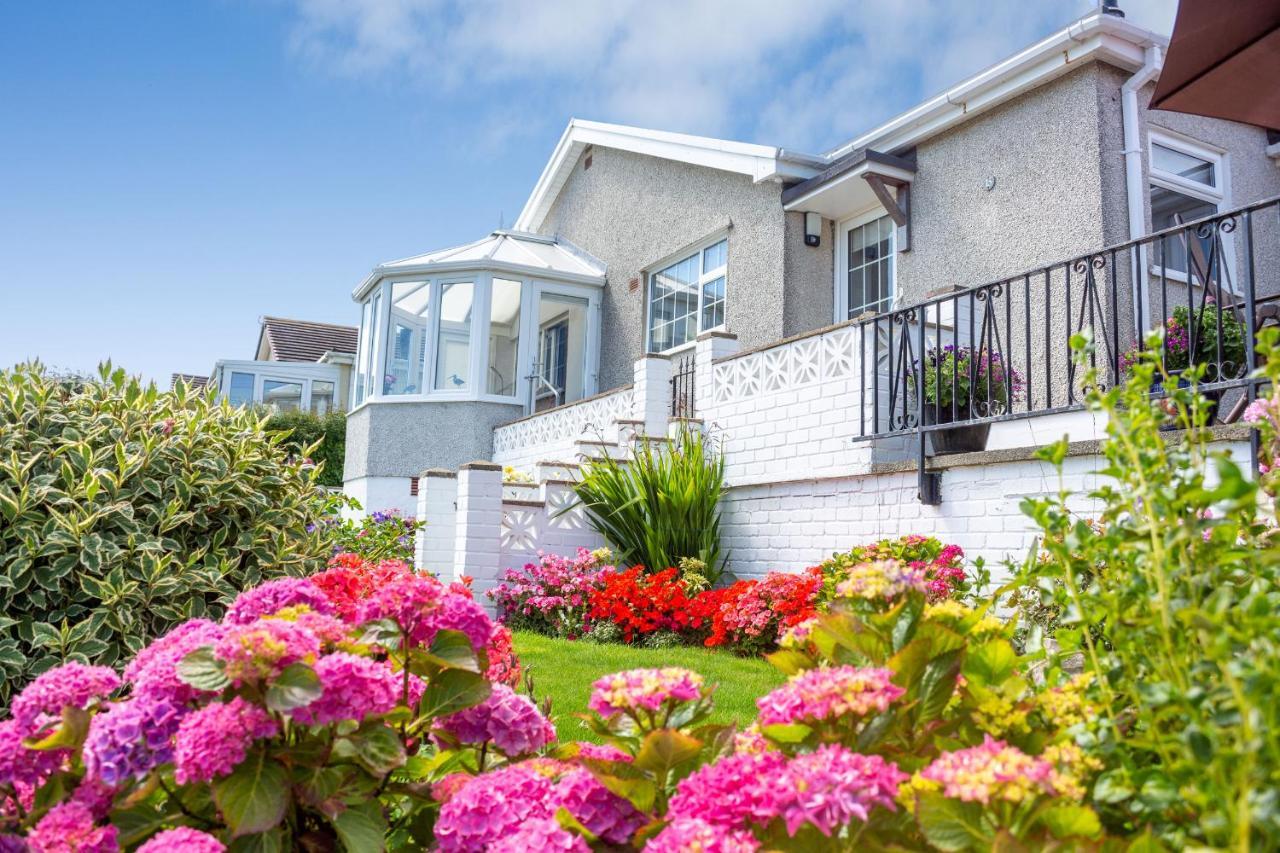 Cororion Cottage Benllech Exterior photo