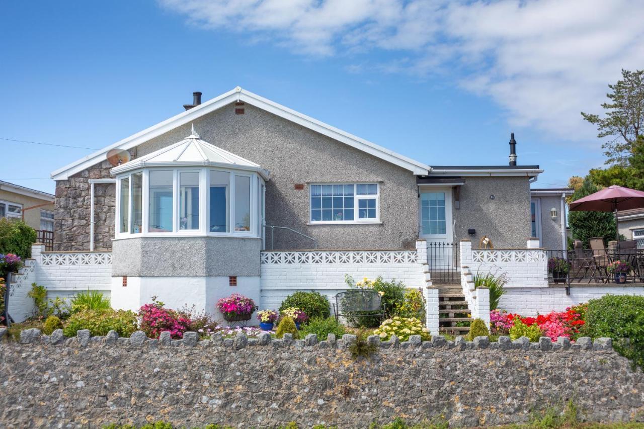 Cororion Cottage Benllech Exterior photo